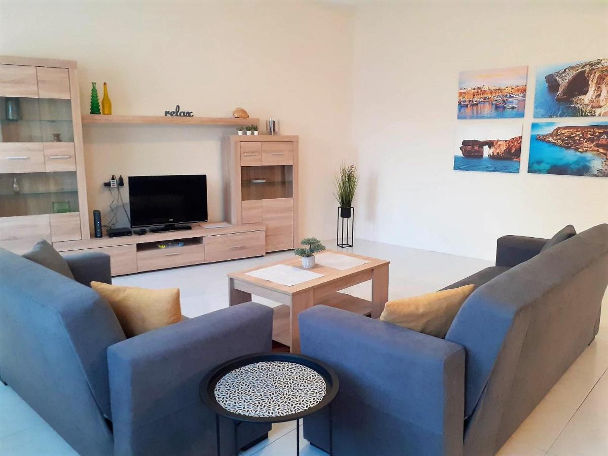 Nr41 Holiday Apartment - Close To Village Centre, Promenade, Shops & Restaurants Marsaxlokk Eksteriør billede